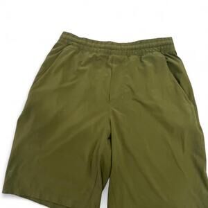 Lululemon Men's Green and Khaki Shorts